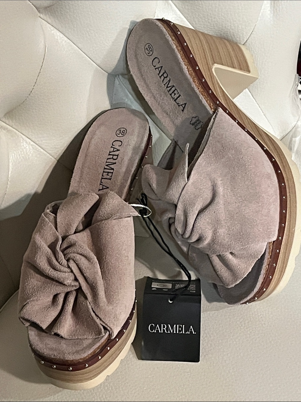 Carmela Taupe Suede Sandal heels Knot Platform Mules Size 8 38 Beautiful Luxury